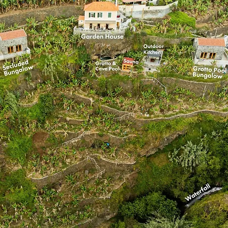 Waterfall Cave Pools Sauna Wild Banana Farm Affittacamere Ponta do Sol (Madeira)